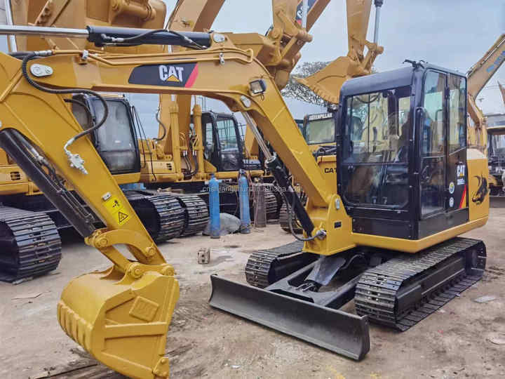 Second Hand Original Japan Cat 306e Excavator 90% new Condition Used 306E 306E2 used digger with good condition for sale - Minikotró: 3 kép. Second Hand Original Japan Cat 306e Excavator 90% new Condition Used 306E 306E2 used digger with good condition for sale - Minikotró: 3 kép.