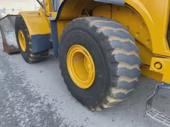 Secondhand Caterpillar 966h 966 Cat966h Wheel Loader Used Caterpillar 966h 966 Cat966h Wheel Loader - Gumikerekes homlokrakodó: 4 kép. Secondhand Caterpillar 966h 966 Cat966h Wheel Loader Used Caterpillar 966h 966 Cat966h Wheel Loader - Gumikerekes homlokrakodó: 4 kép.