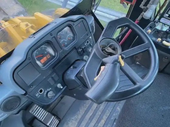 Secondhand Caterpillar 966h 966 Cat966h Wheel Loader Used Caterpillar 966h 966 Cat966h Wheel Loader - Gumikerekes homlokrakodó: 5 kép. Secondhand Caterpillar 966h 966 Cat966h Wheel Loader Used Caterpillar 966h 966 Cat966h Wheel Loader - Gumikerekes homlokrakodó: 5 kép.