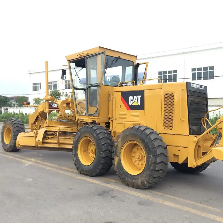 Used Cat 140H motor grader with good condition,USED heavy equipment used motor grader CAT 140H grader in China on sale - Gréder: 1 kép. Used Cat 140H motor grader with good condition,USED heavy equipment used motor grader CAT 140H grader in China on sale - Gréder: 1 kép.