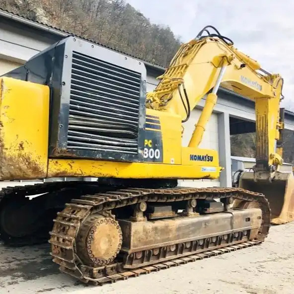 Used Cheap Good Quality Komatsu Pc800 Original Japan Brand Crawler Excavator For Sale In Shanghai - Lánctalpas kotró: 1 kép. Used Cheap Good Quality Komatsu Pc800 Original Japan Brand Crawler Excavator For Sale In Shanghai - Lánctalpas kotró: 1 kép.
