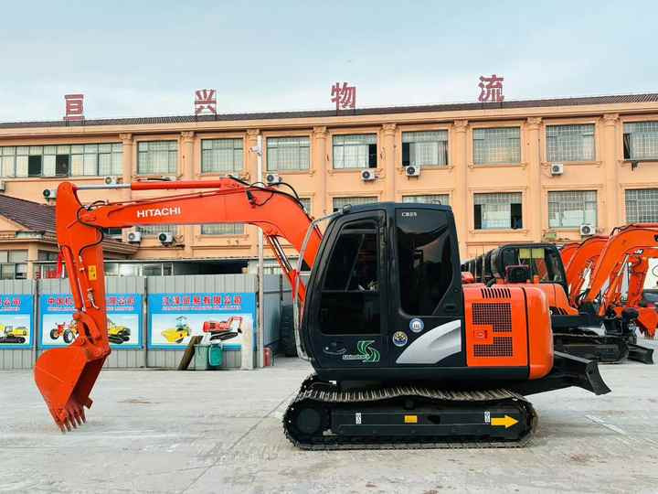 Used Japanese Excavator Hitachi 70 for Sale Hitachi 70 Excavator Hitachi Zx70 - Kotrógép: 3 kép. Used Japanese Excavator Hitachi 70 for Sale Hitachi 70 Excavator Hitachi Zx70 - Kotrógép: 3 kép.