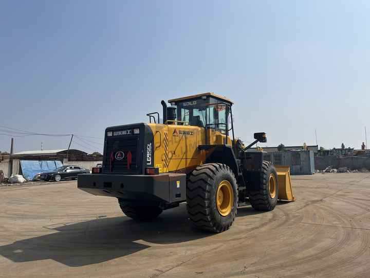 Used Wheel Loader SDLG 956L Contact for More Wheel Loader Used for Sale of Various Brands - Gumikerekes homlokrakodó: 3 kép. Used Wheel Loader SDLG 956L Contact for More Wheel Loader Used for Sale of Various Brands - Gumikerekes homlokrakodó: 3 kép.