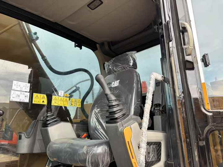Used cat 320gc New Caterpillar Cat 320gc 320gx Excavator Latest Model Caterpillar 320gc 20 Ton Excavator Used Cat320gc - Kotrógép: 5 kép. Used cat 320gc New Caterpillar Cat 320gc 320gx Excavator Latest Model Caterpillar 320gc 20 Ton Excavator Used Cat320gc - Kotrógép: 5 kép.
