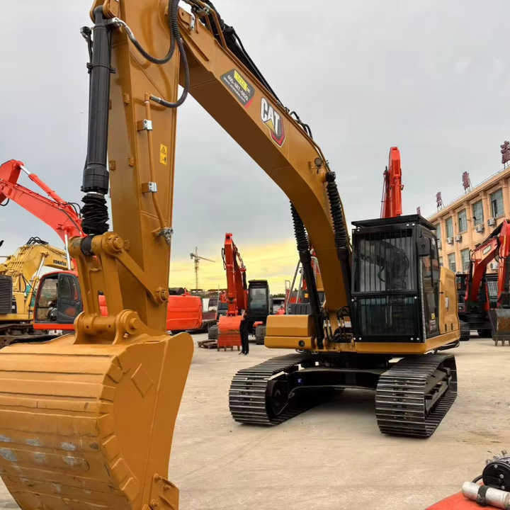 Used cat 320gc New Caterpillar Cat 320gc 320gx Excavator Latest Model Caterpillar 320gc 20 Ton Excavator Used Cat320gc - Kotrógép: 1 kép. Used cat 320gc New Caterpillar Cat 320gc 320gx Excavator Latest Model Caterpillar 320gc 20 Ton Excavator Used Cat320gc - Kotrógép: 1 kép.
