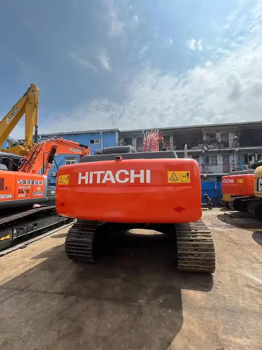 Used excavator Hitachi ZX120 Japanese second hand Excavadoras de segunda mano - Kotrógép: 2 kép. Used excavator Hitachi ZX120 Japanese second hand Excavadoras de segunda mano - Kotrógép: 2 kép.