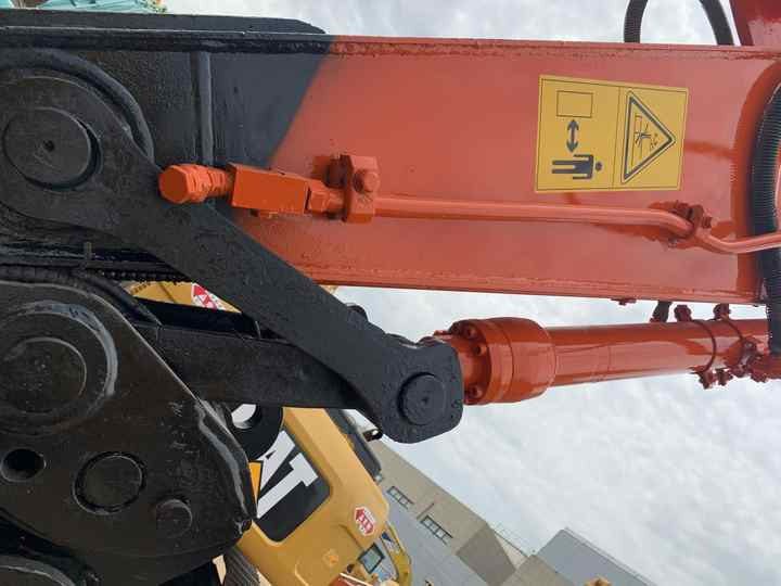 Used excavator doosan dh150 excavators machinery doosan dx60 dx80 dx75 dx225 Good Condition Low price - Lánctalpas kotró: 5 kép. Used excavator doosan dh150 excavators machinery doosan dx60 dx80 dx75 dx225 Good Condition Low price - Lánctalpas kotró: 5 kép.