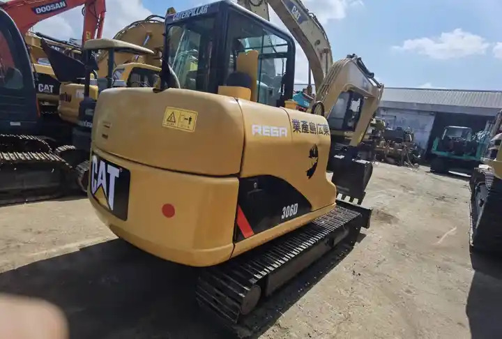 Used mini Cat Excavator Cat 306d Excavator Crawler Used Digger Cat Excavators - Lánctalpas kotró: 4 kép. Used mini Cat Excavator Cat 306d Excavator Crawler Used Digger Cat Excavators - Lánctalpas kotró: 4 kép.