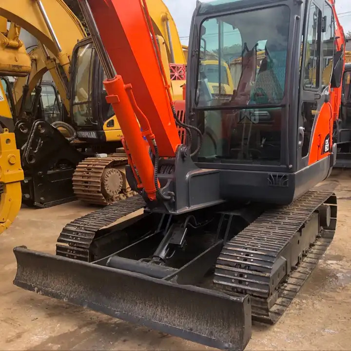 Doosan excavator used dx60 dh60 dx55 dh55 mini excavator 6 ton mini excavator free shipping - Lánctalpas kotró: 1 kép. Doosan excavator used dx60 dh60 dx55 dh55 mini excavator 6 ton mini excavator free shipping - Lánctalpas kotró: 1 kép.