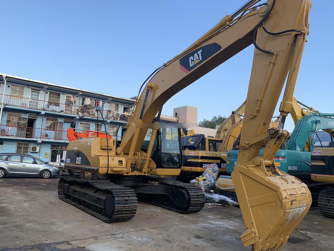 Wholesale Cat 320C 320CL 325C 329C excavator parts side panel doors for caterpillar - Lánctalpas kotró: 5 kép. Wholesale Cat 320C 320CL 325C 329C excavator parts side panel doors for caterpillar - Lánctalpas kotró: 5 kép.