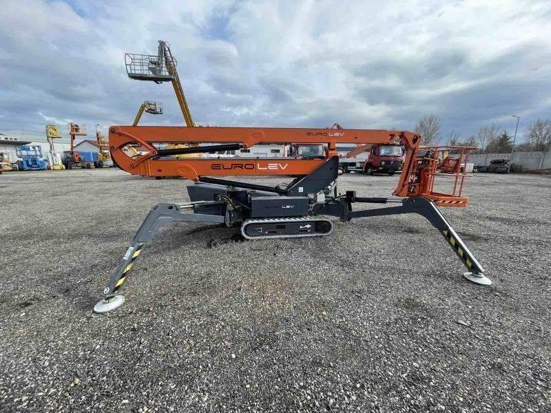 ATN Mygale 23 - 22,85m, 230 kg - Személyemelő: 4 kép. ATN Mygale 23 - 22,85m, 230 kg - Személyemelő: 4 kép.