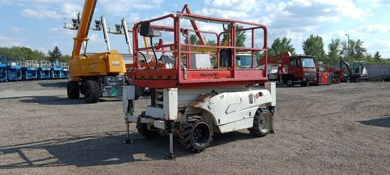 Haulotte Compact 10 DX - 4x4 - 10m - diesel - Ollós emelő: 2 kép. Haulotte Compact 10 DX - 4x4 - 10m - diesel - Ollós emelő: 2 kép.