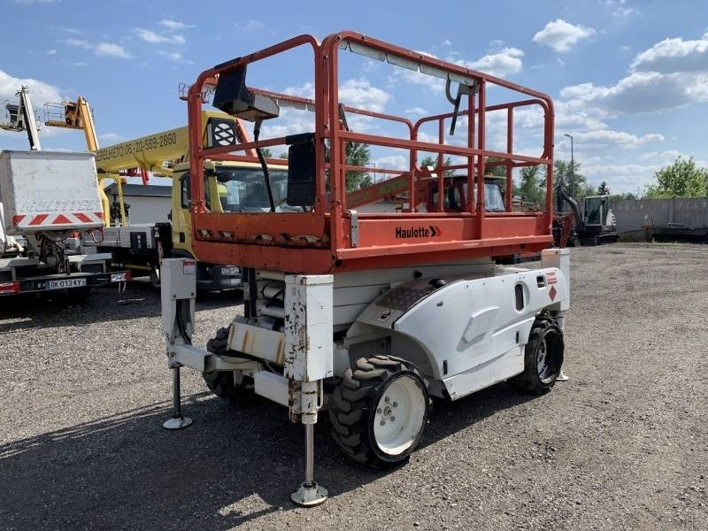 Haulotte Compact 10 DX - 4x4 - 10m - diesel - Ollós emelő: 2 kép. Haulotte Compact 10 DX - 4x4 - 10m - diesel - Ollós emelő: 2 kép.