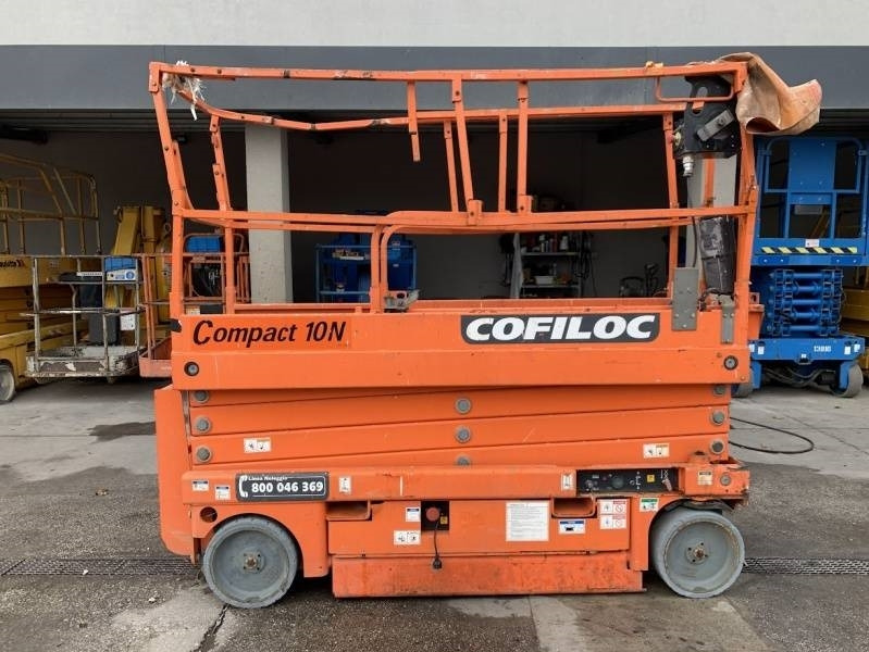 Haulotte Compact 10N - 10m, electric - Ollós emelő: 4 kép. Haulotte Compact 10N - 10m, electric - Ollós emelő: 4 kép.