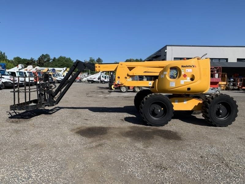 Haulotte HA16PX - 16m, 4x4x4, diesel - Személyemelő: 5 kép. Haulotte HA16PX - 16m, 4x4x4, diesel - Személyemelő: 5 kép.