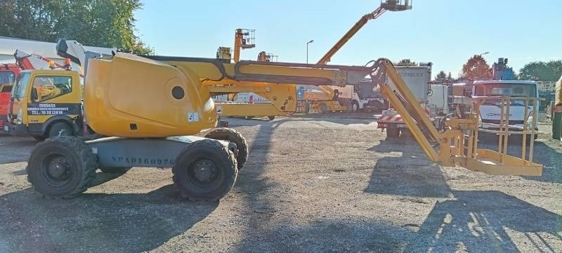 Haulotte HA16SPX - 16m, 4x4, diesel - Személyemelő: 4 kép. Haulotte HA16SPX - 16m, 4x4, diesel - Személyemelő: 4 kép.