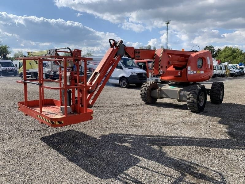 Haulotte HA16SPX - 16m, 4x4, diesel - Személyemelő: 2 kép. Haulotte HA16SPX - 16m, 4x4, diesel - Személyemelő: 2 kép.