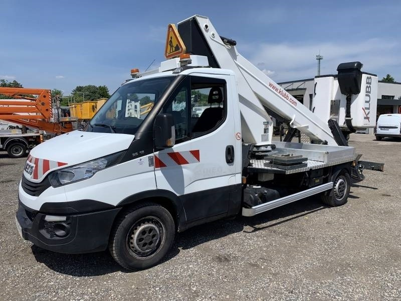 Iveco Daily Isoli VT48NEXS - 16 m, 250 kg - Emelőkosaras teherautó: 2 kép. Iveco Daily Isoli VT48NEXS - 16 m, 250 kg - Emelőkosaras teherautó: 2 kép.