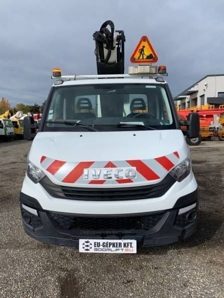 Iveco Daily Klubb KT48 - 16m, 200kg - Emelőkosaras teherautó: 3 kép. Iveco Daily Klubb KT48 - 16m, 200kg - Emelőkosaras teherautó: 3 kép.