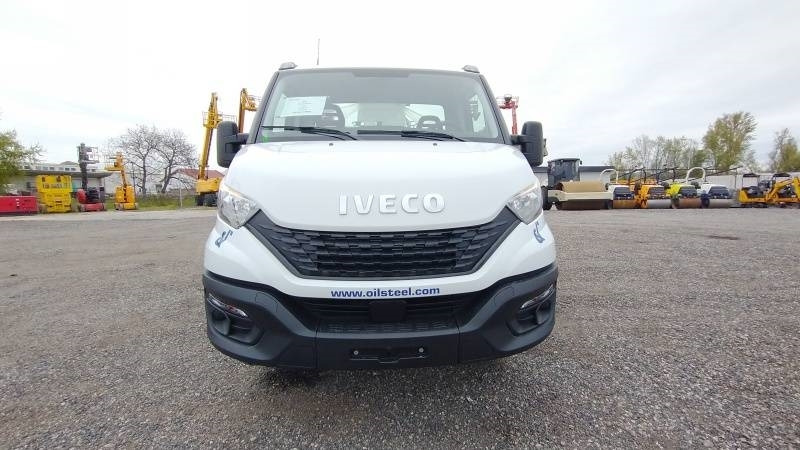 Iveco Daily Oil&Steel Snake 2010 Plus - 20 m - 250 kg - Emelőkosaras teherautó: 2 kép. Iveco Daily Oil&Steel Snake 2010 Plus - 20 m - 250 kg - Emelőkosaras teherautó: 2 kép.