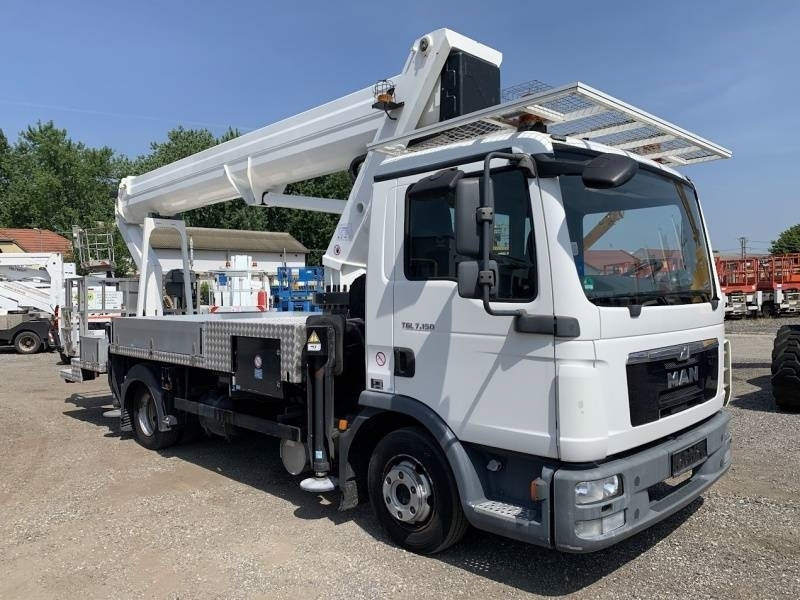 MAN TGL 7.150 RuthmannSteiger T330 - 33m - 320 kg - Emelőkosaras teherautó: 1 kép. MAN TGL 7.150 RuthmannSteiger T330 - 33m - 320 kg - Emelőkosaras teherautó: 1 kép.
