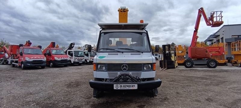 Mercedes-Benz 410D Weberlift WL 1.950 EG - 19,5m, 200 kg - Emelőkosaras teherautó: 3 kép. Mercedes-Benz 410D Weberlift WL 1.950 EG - 19,5m, 200 kg - Emelőkosaras teherautó: 3 kép.