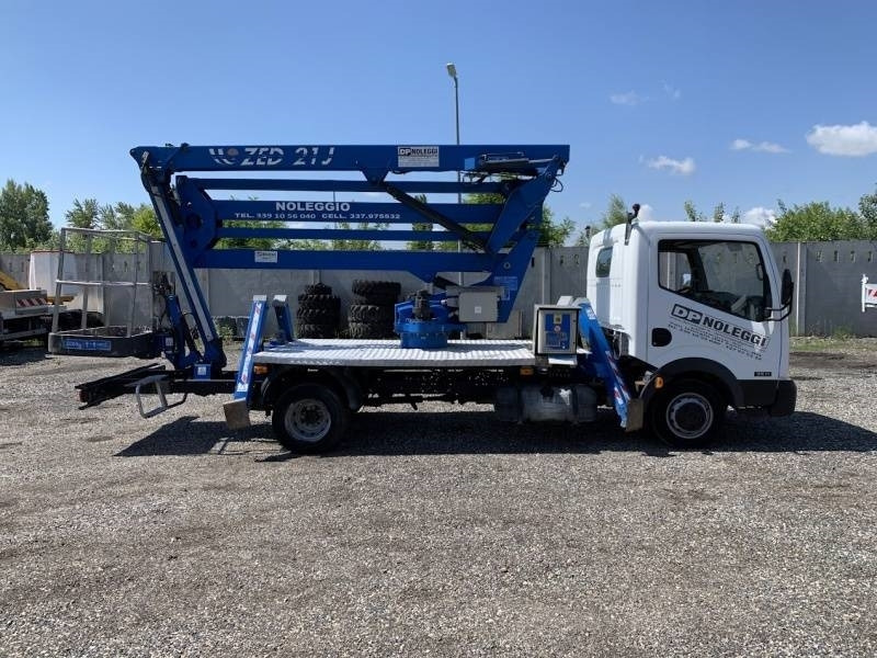 Nissan Cabstar CTE ZED 21 J - 21 m - 200 kg - Emelőkosaras teherautó: 4 kép. Nissan Cabstar CTE ZED 21 J - 21 m - 200 kg - Emelőkosaras teherautó: 4 kép.