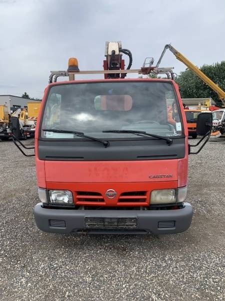Nissan Cabstar Multitel 160 ALU DS - 16m - Emelőkosaras teherautó: 3 kép. Nissan Cabstar Multitel 160 ALU DS - 16m - Emelőkosaras teherautó: 3 kép.