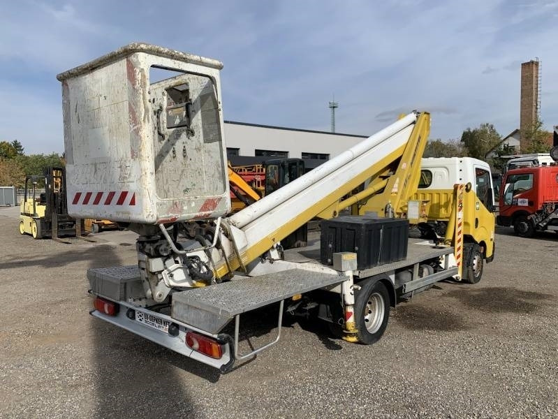 Emelőkosaras teherautó Nissan Cabstar Multitel MT222 - 22m, 200kg: 6 kép.
