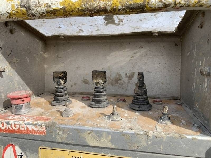 Emelőkosaras teherautó Nissan Cabstar Multitel MT222 - 22m, 200kg: 13 kép.