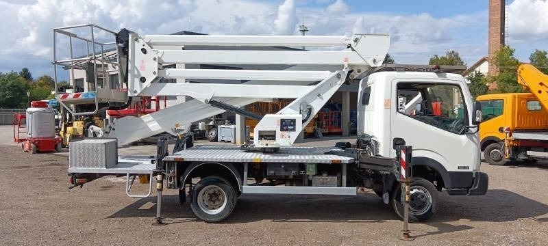 Nissan Cabstar Oil&Steel Snake 2413 Plus - 23,5m - 250 kg - Emelőkosaras teherautó: 4 kép. Nissan Cabstar Oil&Steel Snake 2413 Plus - 23,5m - 250 kg - Emelőkosaras teherautó: 4 kép.