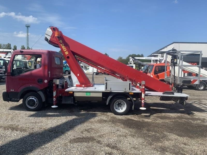 Nissan Cabstar Palfinger P260B - 25,6 m - 230 kg - Emelőkosaras teherautó: 5 kép. Nissan Cabstar Palfinger P260B - 25,6 m - 230 kg - Emelőkosaras teherautó: 5 kép.
