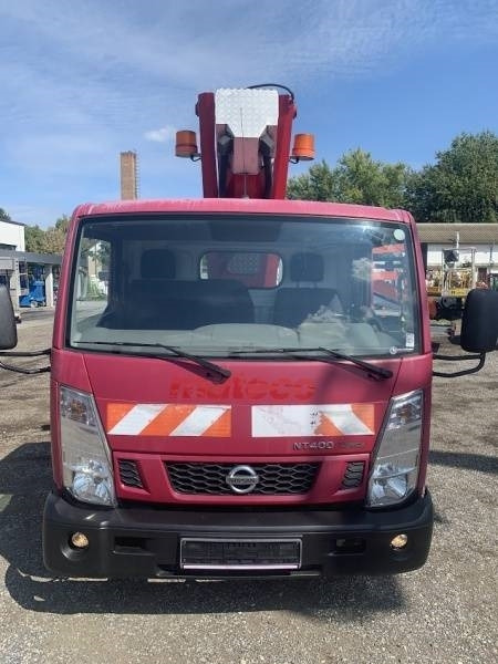 Nissan Cabstar Palfinger P260B - 25,6 m - 230 kg - Emelőkosaras teherautó: 3 kép. Nissan Cabstar Palfinger P260B - 25,6 m - 230 kg - Emelőkosaras teherautó: 3 kép.