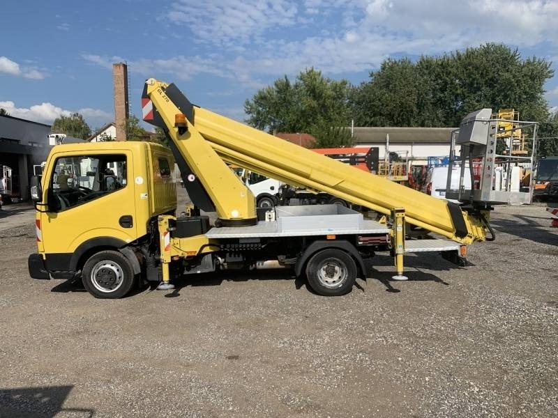 Nissan Cabstar Ruthmann TB270 - 27m - 225 kg - Emelőkosaras teherautó: 5 kép. Nissan Cabstar Ruthmann TB270 - 27m - 225 kg - Emelőkosaras teherautó: 5 kép.
