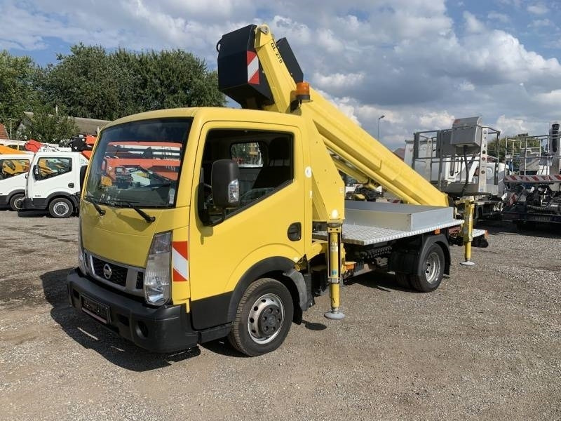 Nissan Cabstar Ruthmann TB270 - 27m - 225 kg - Emelőkosaras teherautó: 2 kép. Nissan Cabstar Ruthmann TB270 - 27m - 225 kg - Emelőkosaras teherautó: 2 kép.