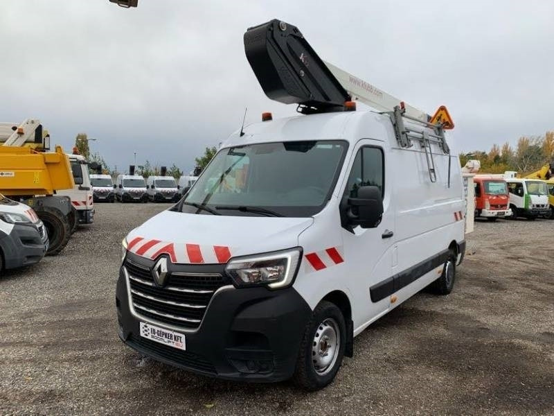 Renault Master Klubb K32 - 12,5 m, 120 kg - Emelőkosaras teherautó: 2 kép. Renault Master Klubb K32 - 12,5 m, 120 kg - Emelőkosaras teherautó: 2 kép.