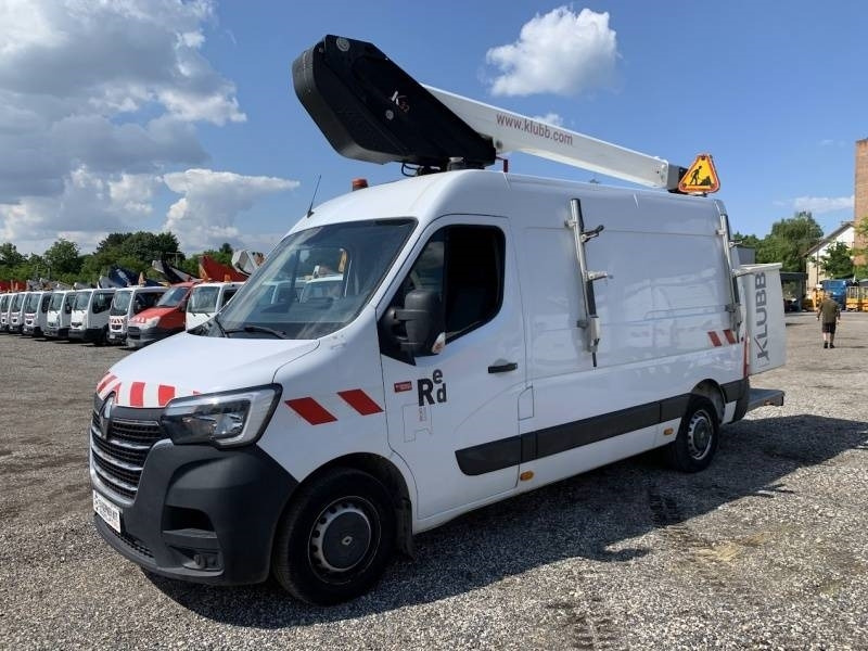 Renault Master Klubb K32 - 12,5 m, 120 kg - Emelőkosaras teherautó: 2 kép. Renault Master Klubb K32 - 12,5 m, 120 kg - Emelőkosaras teherautó: 2 kép.