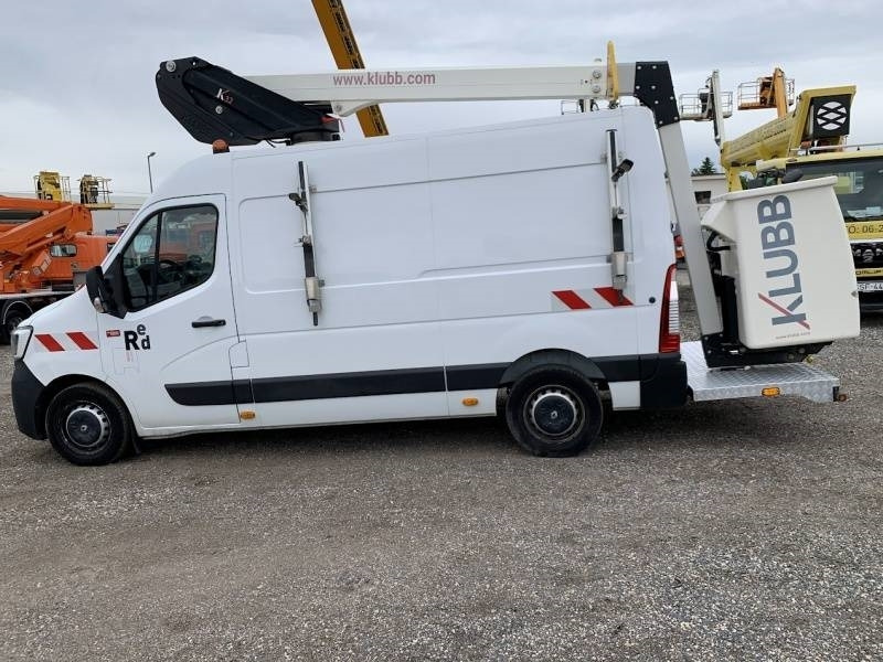 Renault Master Klubb K32 - 12,5 m, 120 kg - Emelőkosaras teherautó: 5 kép. Renault Master Klubb K32 - 12,5 m, 120 kg - Emelőkosaras teherautó: 5 kép.