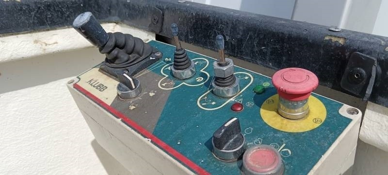 Emelőkosaras teherautó Renault Master Klubb K32 - 12,5 m, 120 kg: 9 kép.