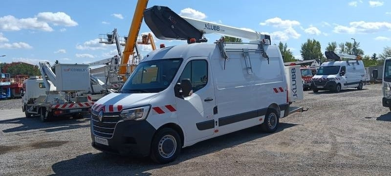 Renault Master Klubb KL32 - 12,5 m, 120 kg - Emelőkosaras teherautó: 2 kép. Renault Master Klubb KL32 - 12,5 m, 120 kg - Emelőkosaras teherautó: 2 kép.