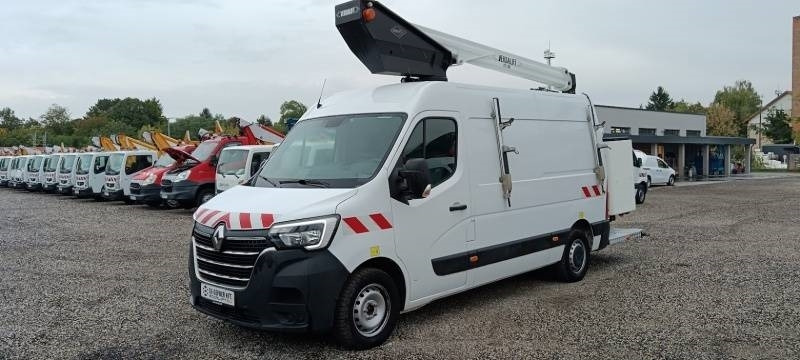Renault Master Versalift VTL135 EVO - 13,3 m - 120kg - Emelőkosaras teherautó: 2 kép. Renault Master Versalift VTL135 EVO - 13,3 m - 120kg - Emelőkosaras teherautó: 2 kép.