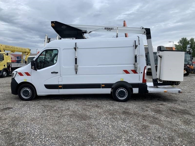Renault Master Versalift VTL135 EVO - 13,3 m - 120kg - Emelőkosaras teherautó: 4 kép. Renault Master Versalift VTL135 EVO - 13,3 m - 120kg - Emelőkosaras teherautó: 4 kép.