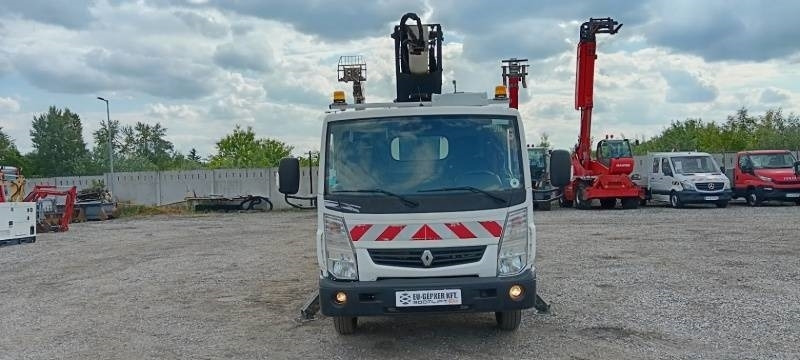 Renault Maxity Klubb KT48 - 16m, 200kg - Emelőkosaras teherautó: 3 kép. Renault Maxity Klubb KT48 - 16m, 200kg - Emelőkosaras teherautó: 3 kép.