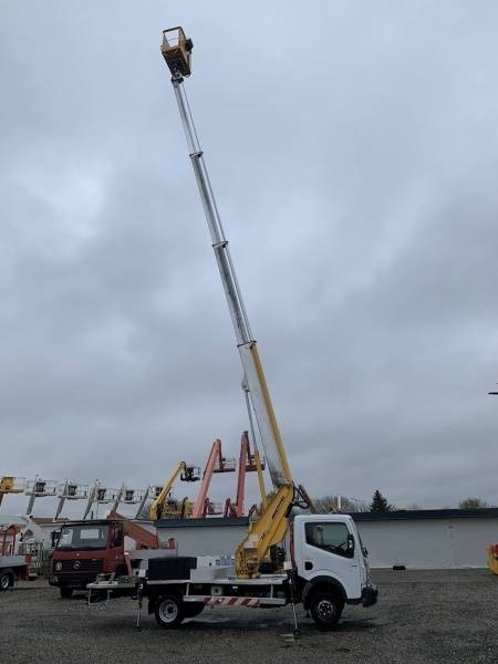 Emelőkosaras teherautó Renault Maxity Multitel MT202DS - 20m - 200 kg: 11 kép.