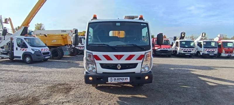 Renault Maxity Multitel MX170 - 17 m  - Emelőkosaras teherautó: 3 kép. Renault Maxity Multitel MX170 - 17 m  - Emelőkosaras teherautó: 3 kép.