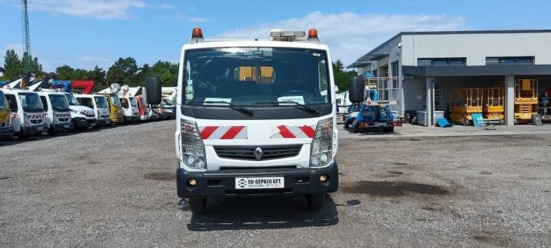 Renault Maxity Multitel MX200 - 20 m - Emelőkosaras teherautó: 3 kép. Renault Maxity Multitel MX200 - 20 m - Emelőkosaras teherautó: 3 kép.