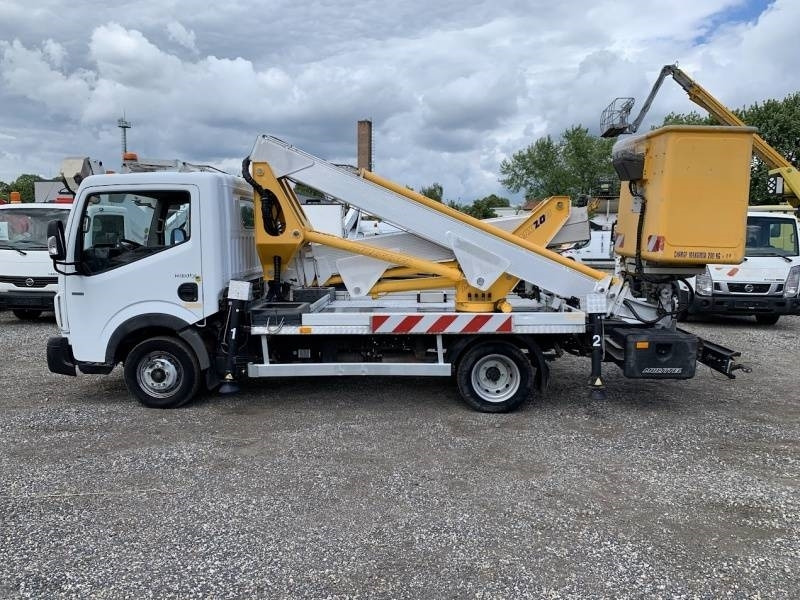 Renault Maxity Multitel MX200 - 20 m - Emelőkosaras teherautó: 4 kép. Renault Maxity Multitel MX200 - 20 m - Emelőkosaras teherautó: 4 kép.