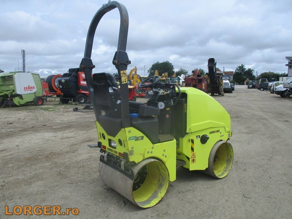 Ammann ARX 12  - Úthenger: 2 kép. Ammann ARX 12  - Úthenger: 2 kép.