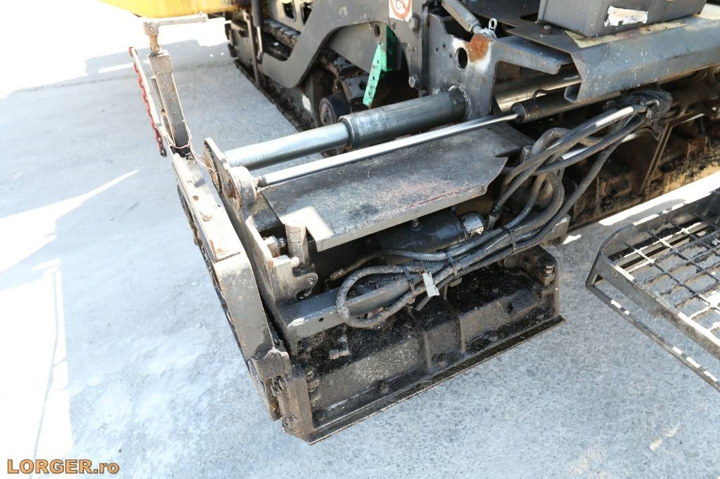 Útburkológép Bomag BF 222 C: 13 kép.