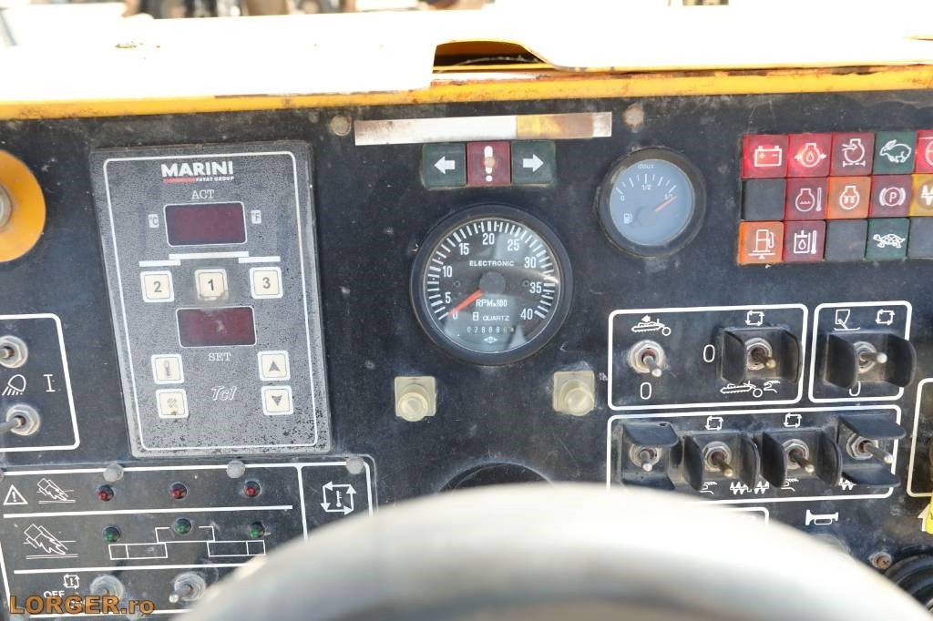 Útburkológép Bomag BF 222 C: 11 kép.
